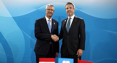 Bakan Bayraktar, Avusturya'da temaslarına devam ediyor