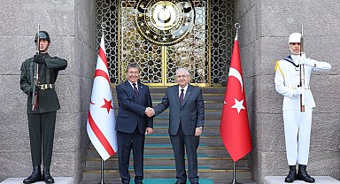 Bakan Güler, KKTC Başbakanı Üstel ile bir araya geldi