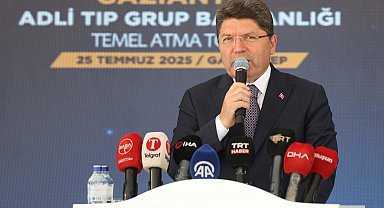 Bakan Tunç: Darbeciler tarafından yazılmış olması bile anayasanın değiştirilmesi için geçerli sebep
