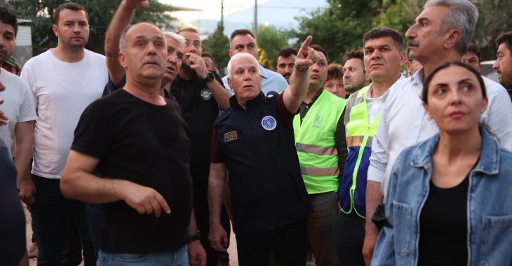 Başkan Bozbey’den yangın bölgesine ziyaret