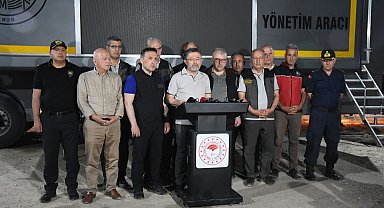 Bilecik'te evlerini boşaltan köylülerden 'yangın nöbeti'