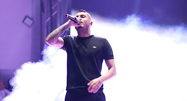 Blok3 Nasreddin Hoca Şenliği'nde sahne aldıgörüntü eklendi