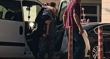 Bursa'da 3 katlı binanın çatı katından düşen çocuk ağır yaralandı