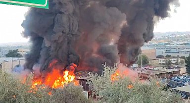 Bursa'da geri dönüşüm tesisinde yangın