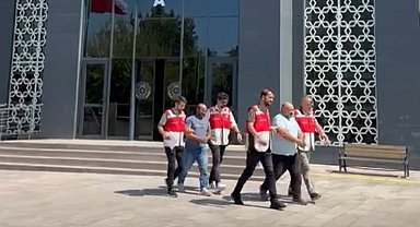 Çanakkale'de 6 ayrı suçtan 58'er yıl kesinleşmiş hapisle aranan 2 kişi yakalandı