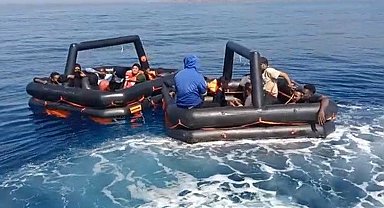 Çanakkale'de Yunan unsurlarının geri ittiği 19 kaçak göçmen kurtarıldı