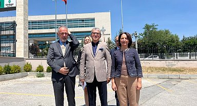 CHP'den AYM'ye 5 kanun ve 1 Cumhurbaşkanlığı kararnamesi için iptal başvurusu