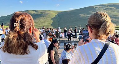 Damal'da hava açınca Atatürk'ün silüeti görüldü