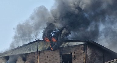 Diyarbakır'da mobilya boyama atölyesinde yangın