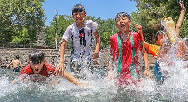 Diyarbakır'da termometreler 48 dereceyi gösterdi