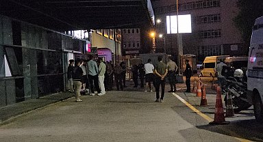 Düğün çıkışı husumetli olan akrabalarına bıçakla saldırdı: 2 kardeş ile babaanneleri öldü