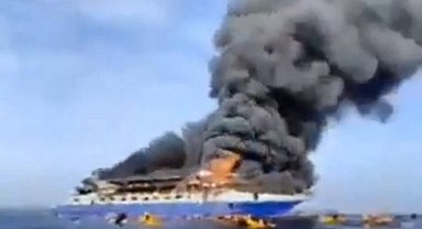 Endonezya'da yolcu gemisinde yangın: 3 ölü