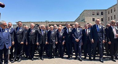 Eski CHP Genel Başkanı Öymen için TBMM'de tören