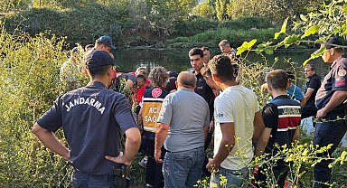 Eskişehir'de Sakarya Nehri'ne giren 2 kişi boğuldu