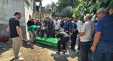 Evde çıkan yangında 2 çocuk annesi öldü