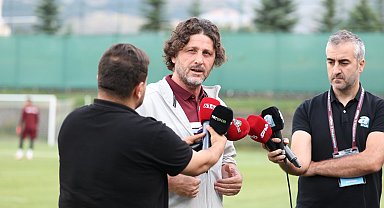 Fatih Tekke: Transferlerin biraz daha hızlı gelmesini istiyorum