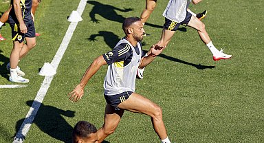 Fenerbahçe günün ikinci çalışmasını gerçekleştirdi