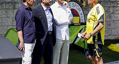 Fenerbahçe'de başkan Ali Koç antrenmanı takip etti