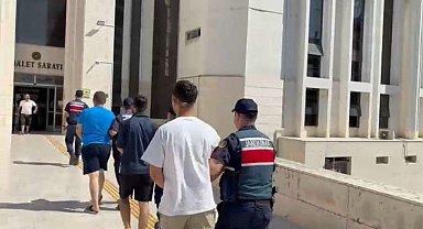 Firari 3 hükümlü, plajda yakalandı