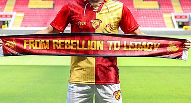 Göztepe imza şova başladı