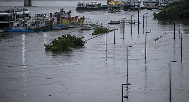 Güney Kore'de sel: 18 ölü