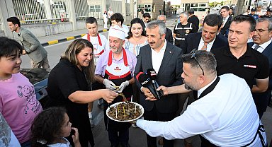 Gurbetçiler, Kapıkule'de yöresel lezzetlerle karşılandı