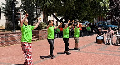 Hacettepe'nin her meslekten dansçıları
