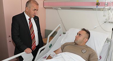 Havaya ateş açıp, gelen polisi yaralayan şüpheli, vurularak etkisiz hale getirildi