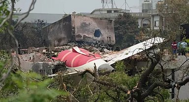 Hindistan'dan Boeing uçaklarına kontrol kararı