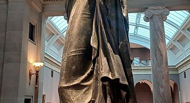 İmparator Marcus Aurelius heykeli, Burdur'da heyecan yarattı