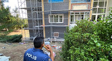 İskelede çalışırken 5'inci kattan düşerek öldü