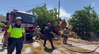 İstanbul- Arnavutköy'de saman balyalarının bulunduğu alanda yangın çıktı