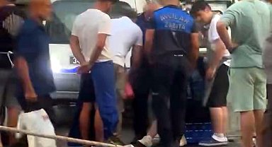 İstanbul - Avcılar'da pazarda başına direk düşen kişi yaralandı