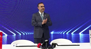 İstanbul - Bakan Kacır, IDEF 2025'e imza törenlerine katıldı