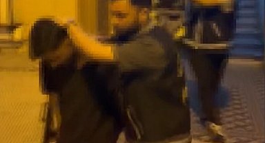 İstanbul - Bayoğlu'nda maskeli saldırganlar haraç için mobilya dükkanını kurşunladı