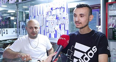 İstanbul - Düşürdüğü altın kesesini dedektif gibi iz sürerek aynı gün buldu