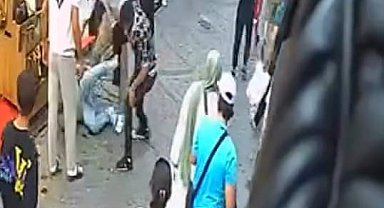İstanbul - Fatih'te kavgada sopa ve yumruklar havada uçuştu