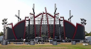 İstanbul - Jennifer Lopez'in İstanbul'da konser vereceği sahne görüntülendi