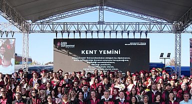 İstanbul Kent Üniversitesi 2025 mezuniyet töreni gerçekleşti
