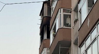 İstanbul- Küçükçekmece'de 8 katlı binada çıkan yangın söndürüldü