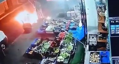 İstanbul - Küçükçekmece'de markete molotoflu saldırı kamerada