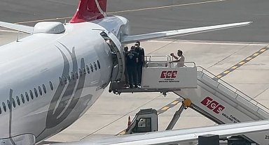 İstanbul- Leman Dergisi yazı işleri müdürü İstanbul Havalimanı'nda gözaltına alındı -1