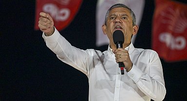 İstanbul- Özgür Özel, Kartal mitinginde konuştu