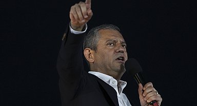 İstanbul- Özgür Özel, Şile'deki 'Millet İradesine Sahip Çıkıyor' mitinginde konuştu