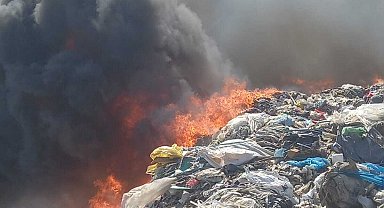 İstanbul - Silivri'de çöp döküm sahasında çıkan yangın söndürüldü