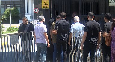 İstanbul - Şişli'de evinde ölü bulunan ekonomistin cenazesi yakınları tarafından teslim alındı