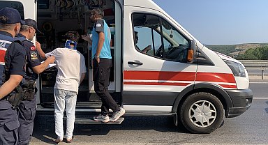 İzmit'te otomobil takla attı: 4 yaralı