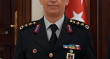 Jandarmanın kadın paşası