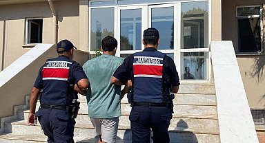 Kaçak göçmen, Sisam'a yüzerek geçmek için hazırlık yaparken yakalandı