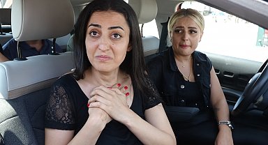 Kaldırımda yürürken otomobilin çarptığı baba ve oğlu öldü